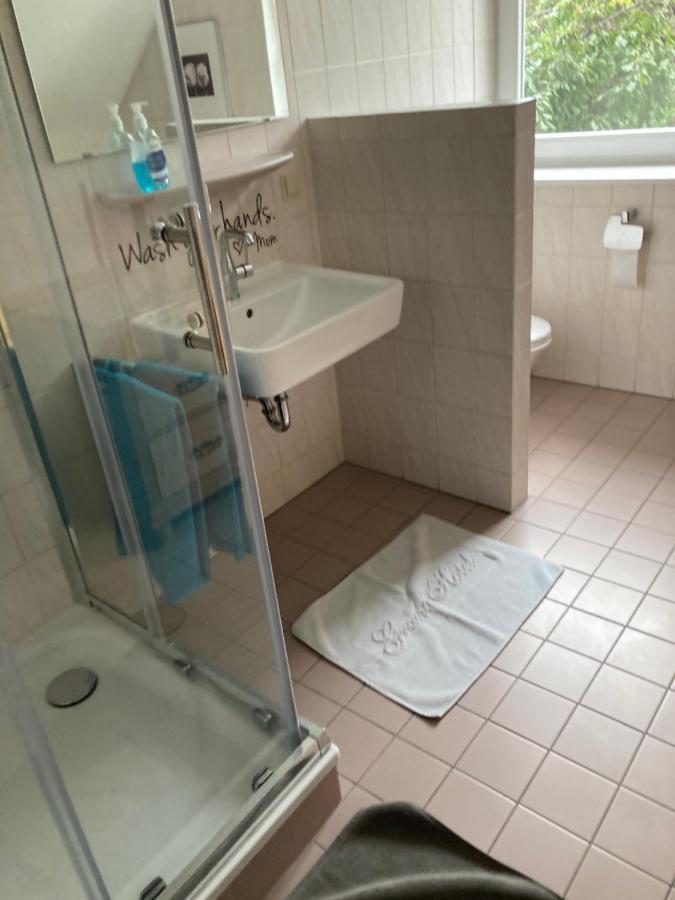 Business Apartment Bugl Niederkassel Eksteriør billede